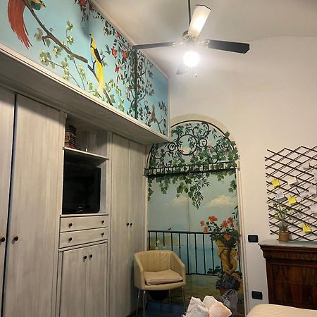 Appartement Mari Mari à Naples Extérieur photo